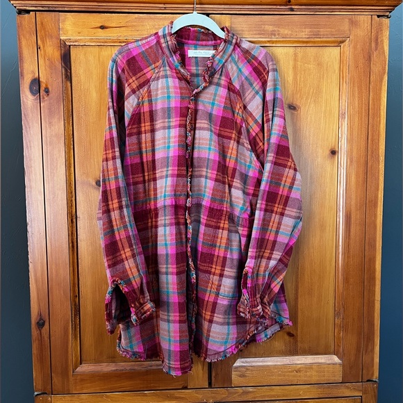 We The Free Summer Daydream Plaid Button down/ Size Medium - Picture 4 of 6